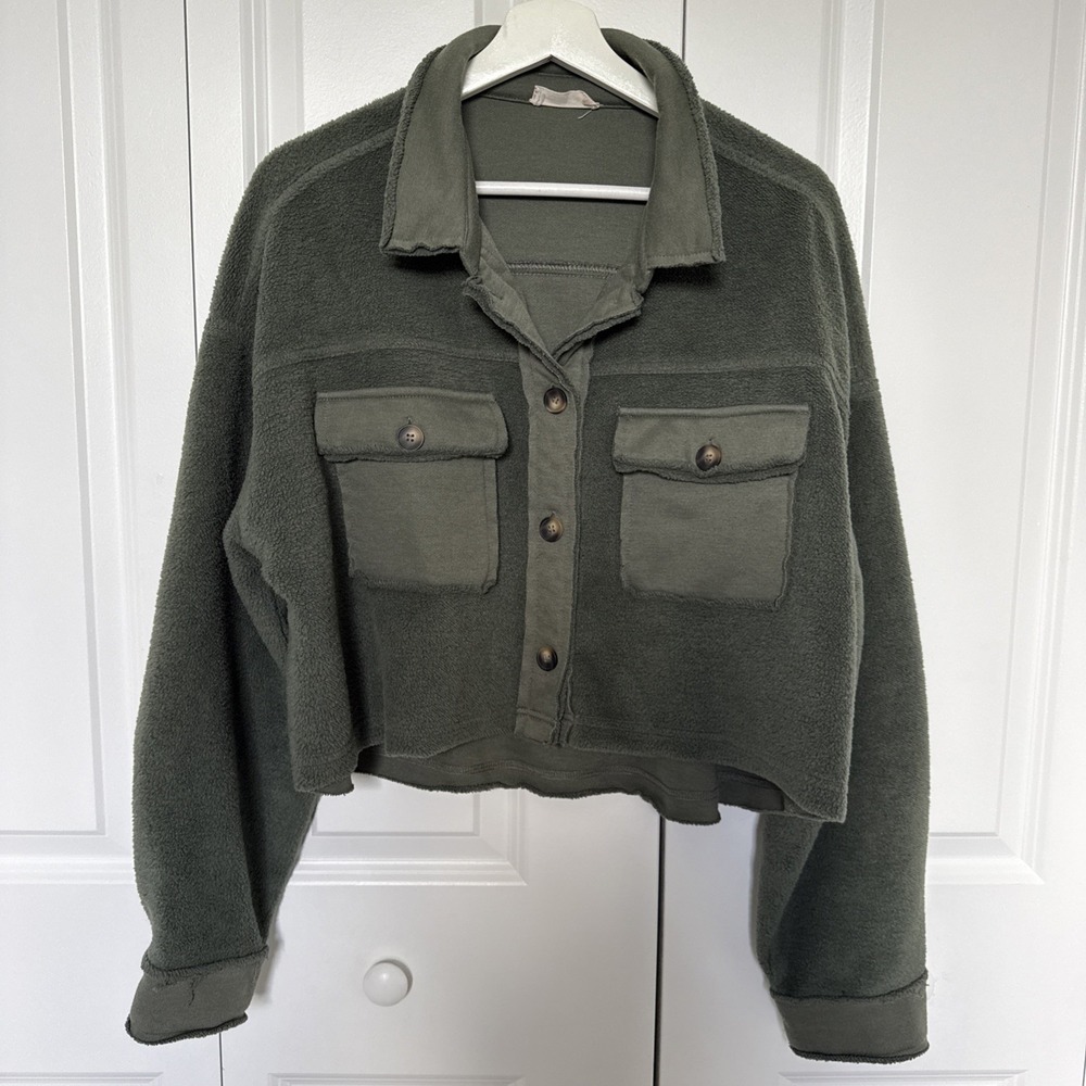 Green Altar'd State Fleece Jacket Cropped Size XL Shacket Oversized Cropped